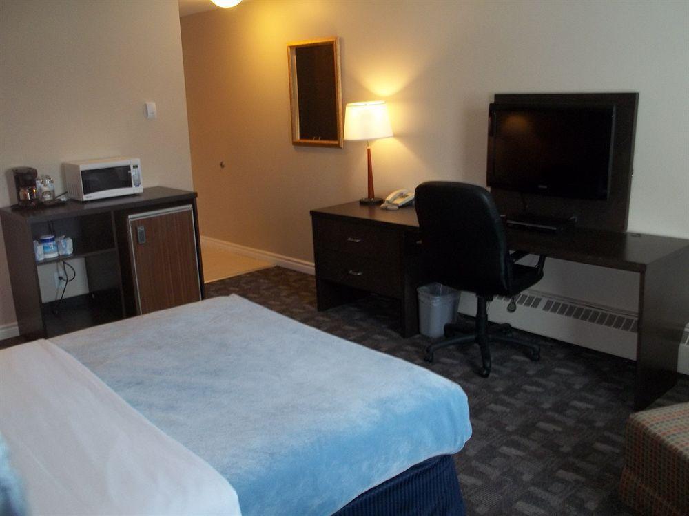 Travelodge By Wyndham Kapuskasing Esterno foto