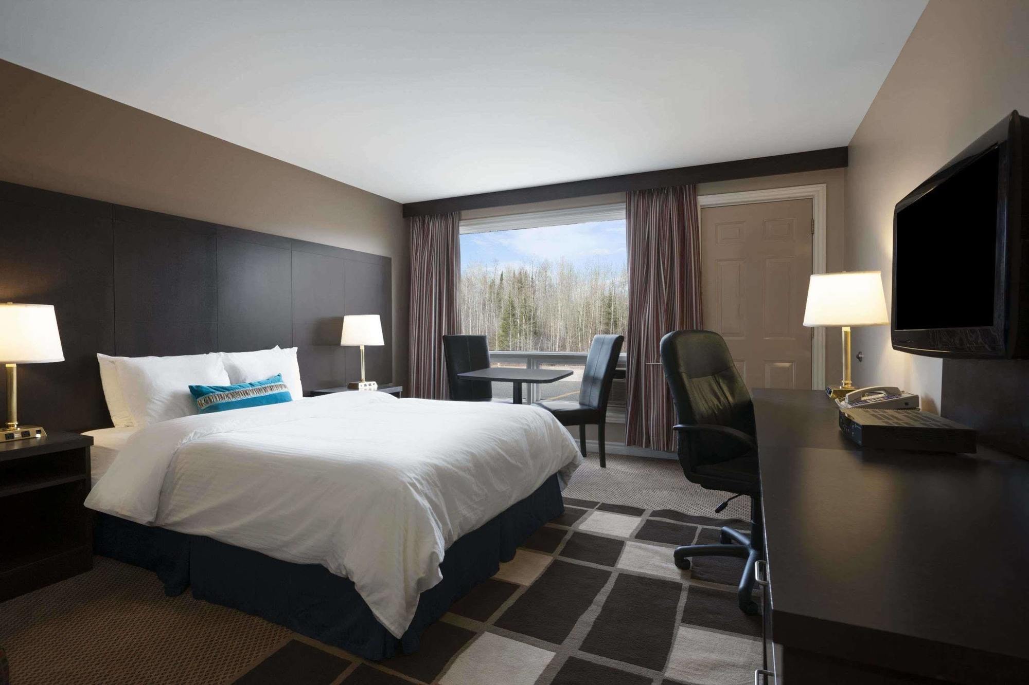 Travelodge By Wyndham Kapuskasing Esterno foto